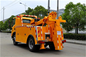 集美高速路拖车费